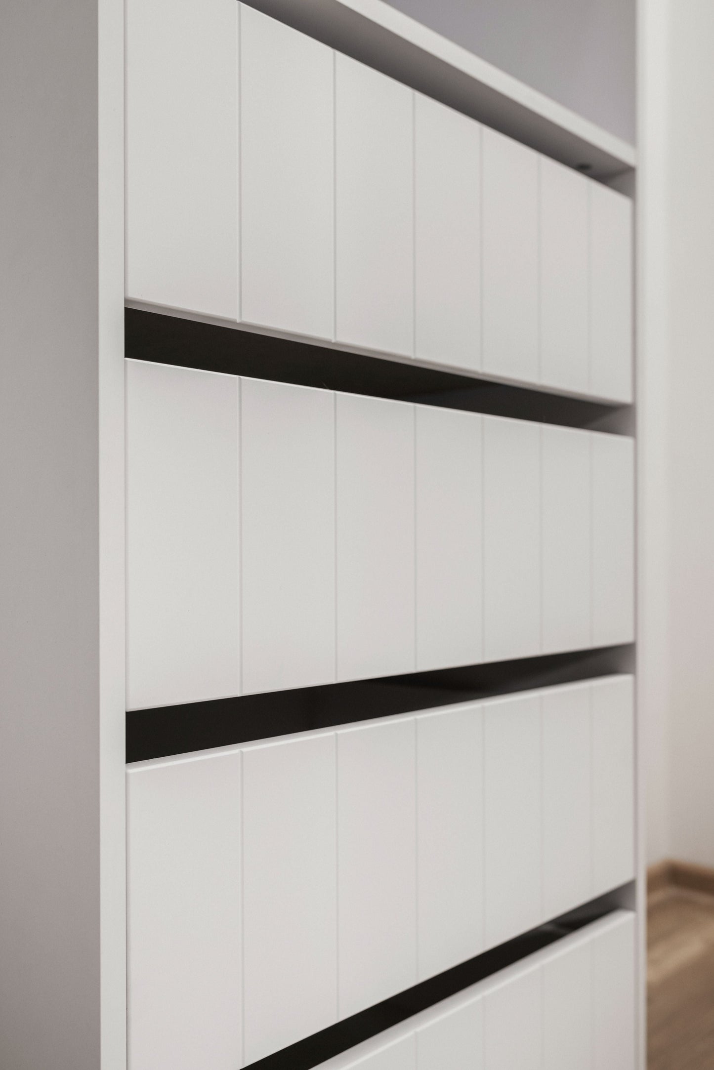 MALMO THREE SHELF/FOUR DRAWER WALK IN WARDROBE - VJ PANEL