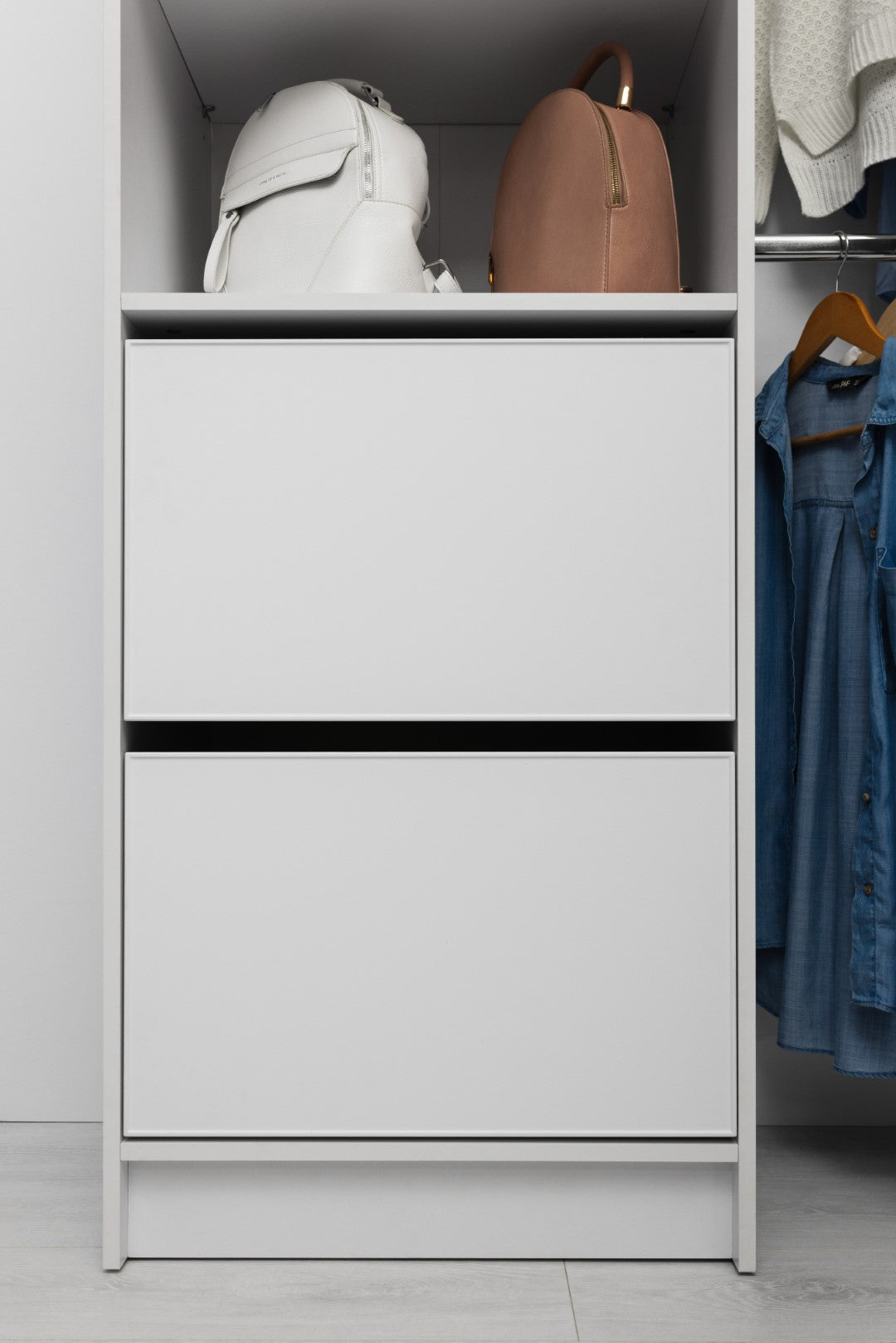 BASEL 2M WALK IN WARDROBE KIT - SLIM SHAKER - WHITE