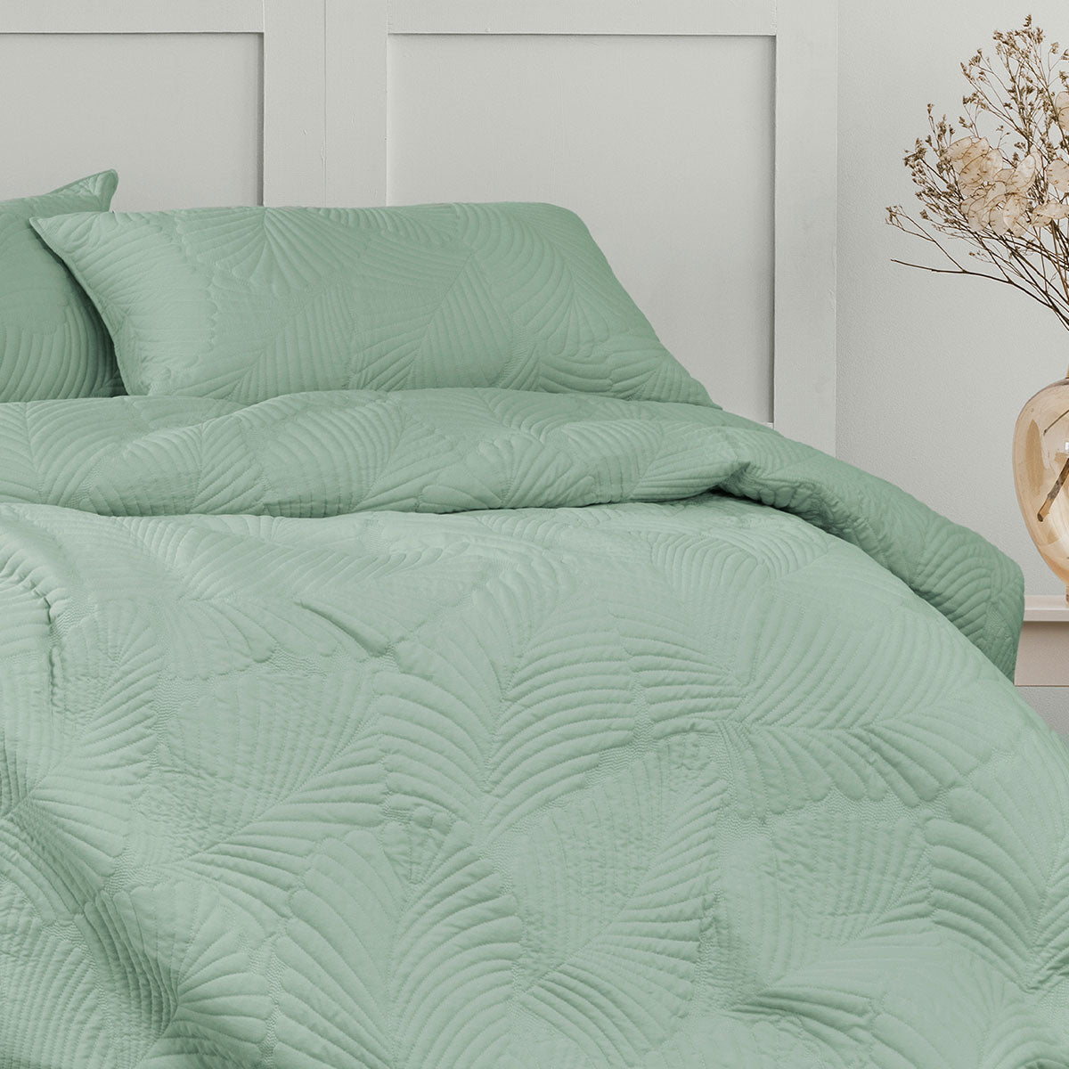 Ardor Molly Palm Green Quilted Quilt Cover Set King