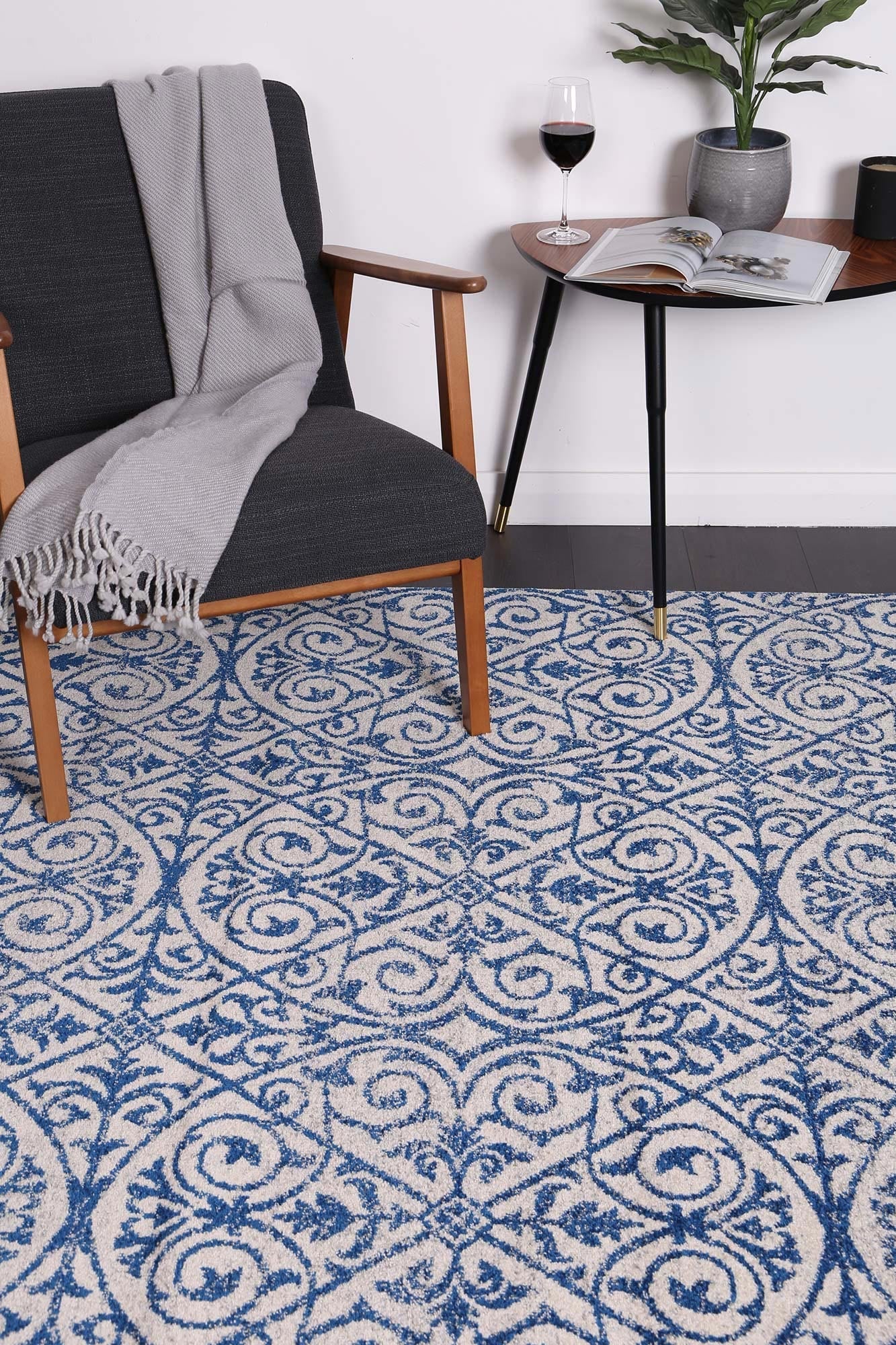 delicate-katherine-blue-ivory-rug 160x230