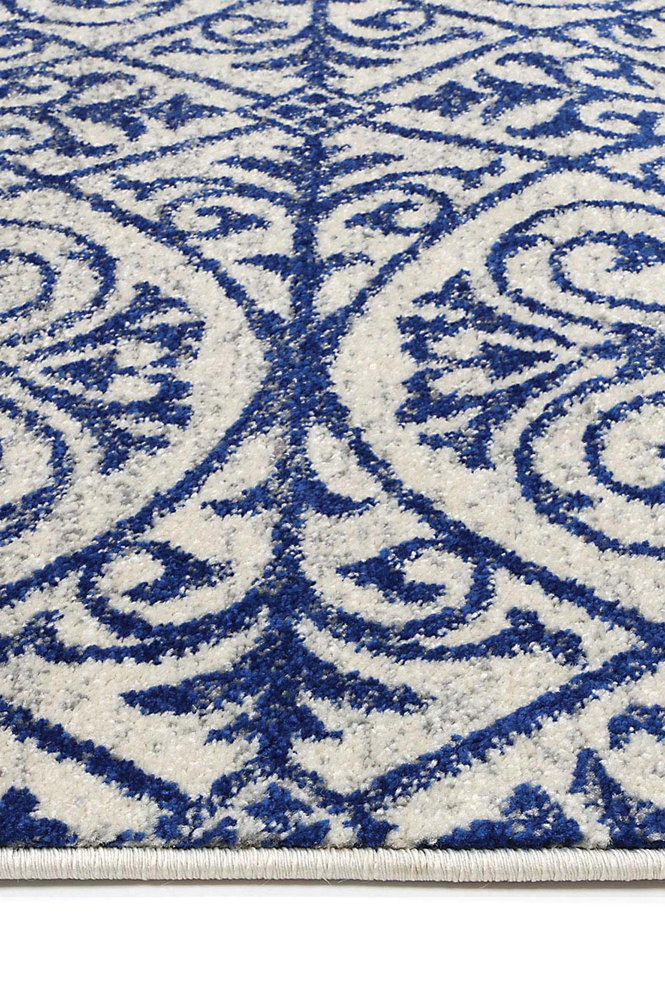 delicate-katherine-blue-ivory-rug 160x230