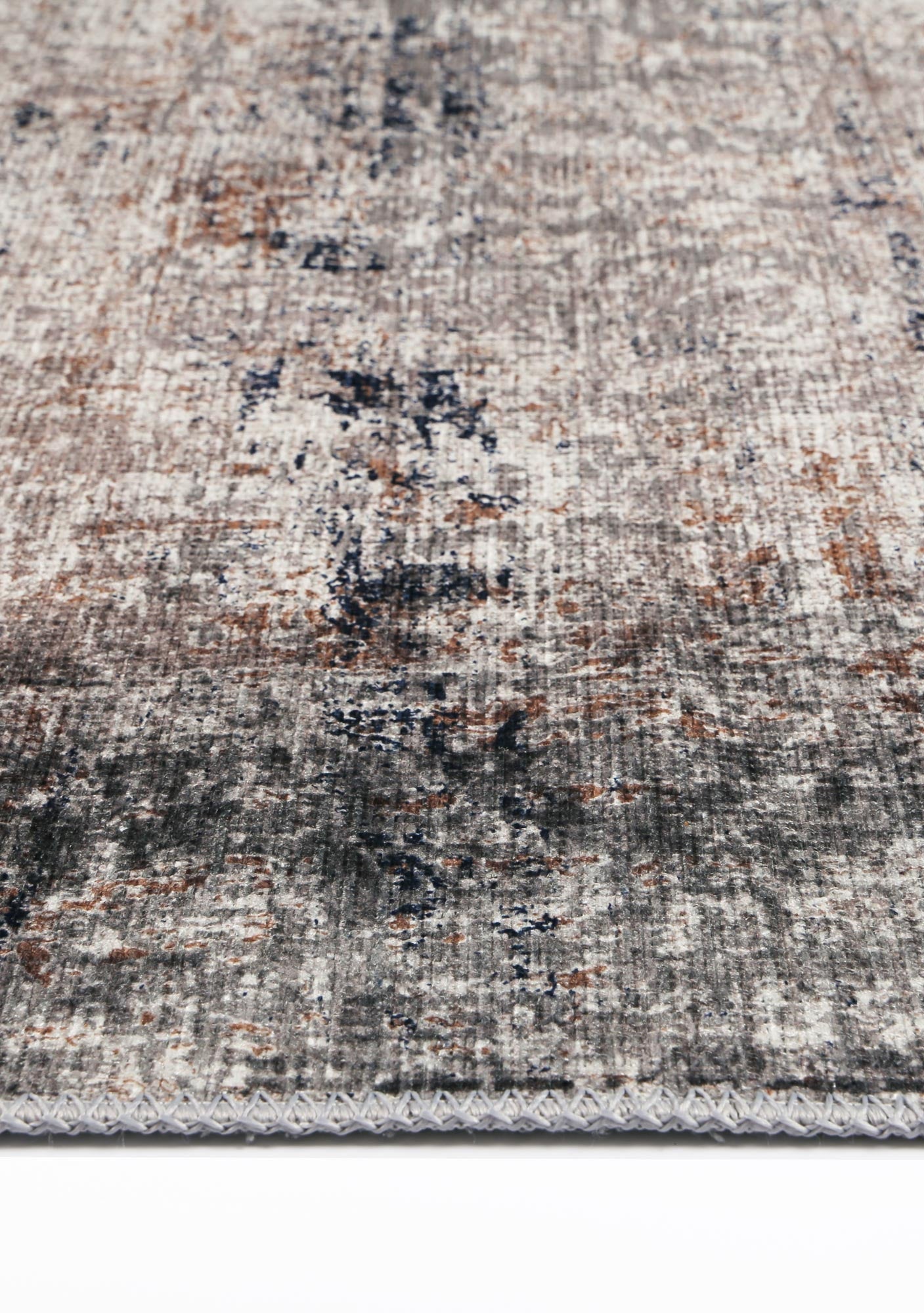 vintage-crown-elizabeth-ash-beige-distressed-vintage-rug 200x290